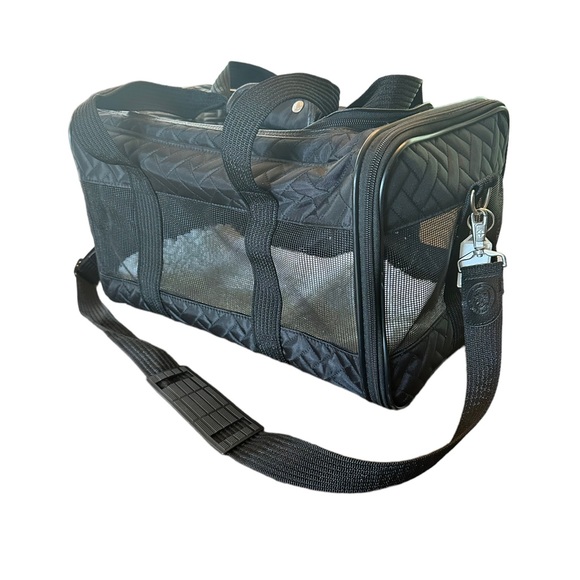 Sherpa deluxe medium airline approved pet carrier black herringbone EUC - Picture 1 of 15